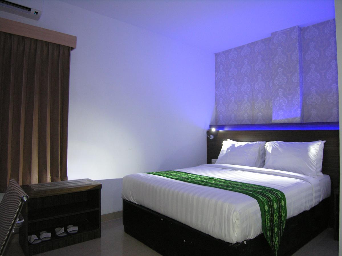 Hotel Delima Banjarmasin (South Kalimantan) Exterior photo